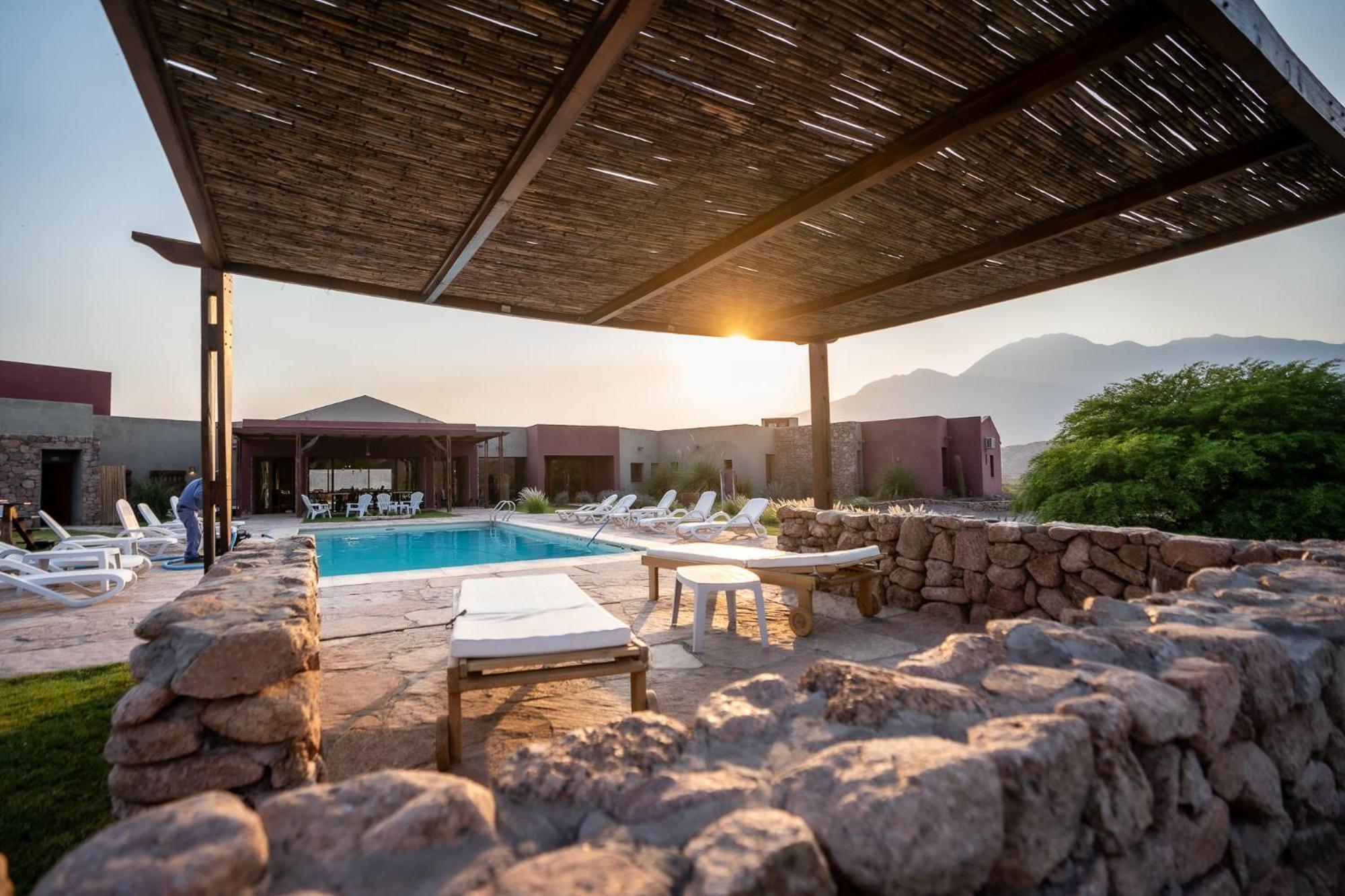 Hotel Castillos De Cafayate Bagian luar foto